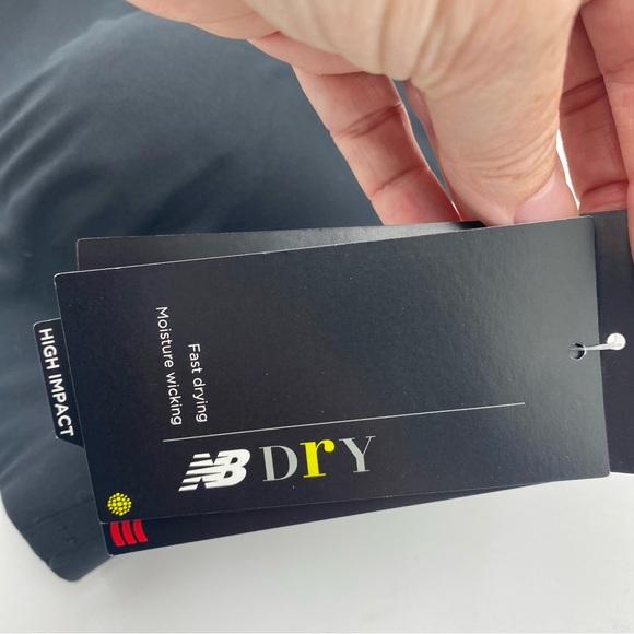 New Balance Women's Fortiflow Bra 38 D Black High Impact - Picture 8 of 12